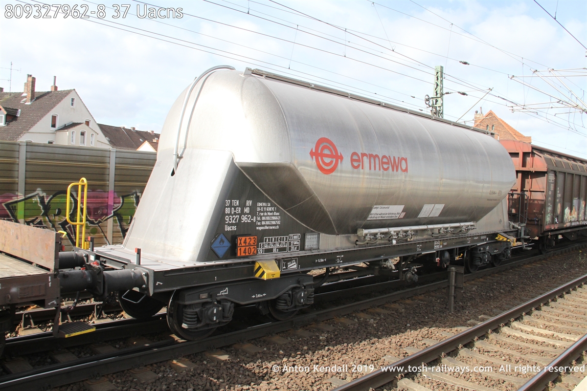 809327962-8_37 Uacns.JPG